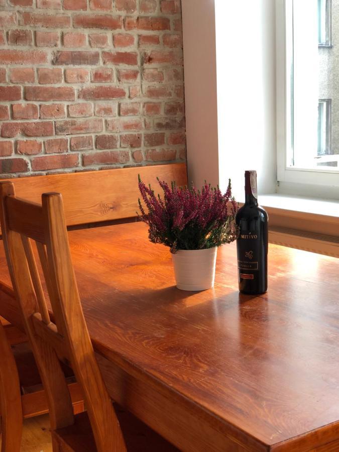 Uroczy Apartament 97M2 W Samym Centrum Wroclawia Exteriör bild